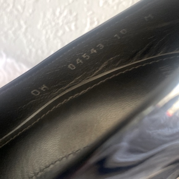 NEW-STUART WEITZMAN BLACK PATENT LEATHER PEEP TOE PUMP - Picture 8 of 9